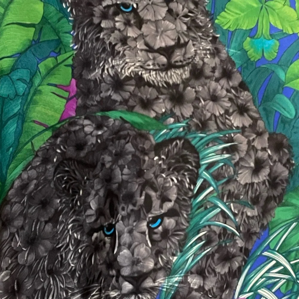 Vintage Salvatore Ferragamo Silk Scarf Coveted Black Panther Cub 34 In Exc Cond - Picture 9 of 10